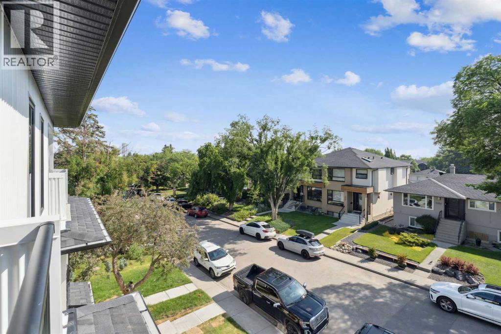 2831 36 STREET SW - 29