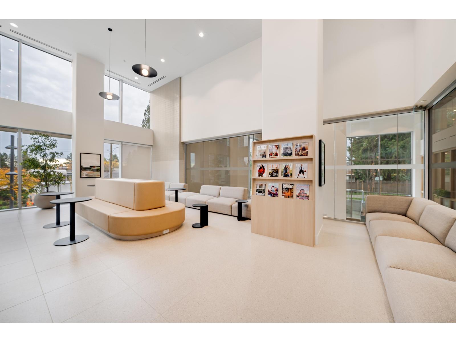 808 13573 98A AVENUE, Surrey