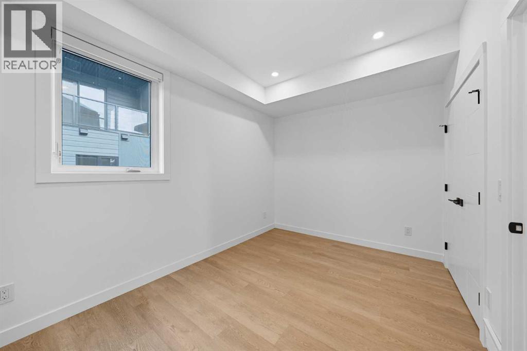1224 20 Avenue NW - 10