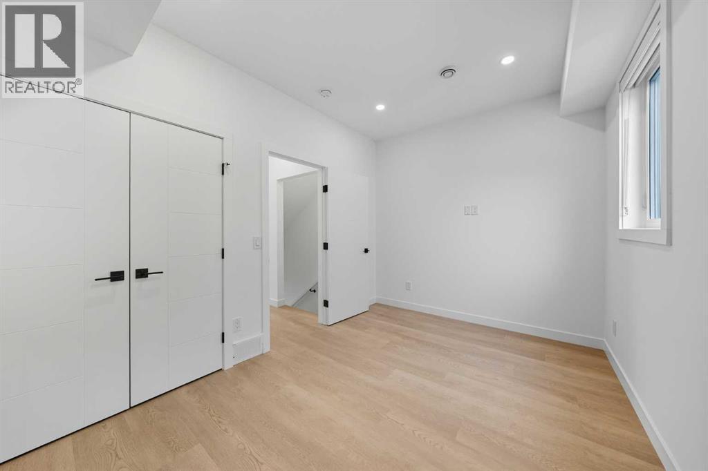 1224 20 Avenue NW - 11