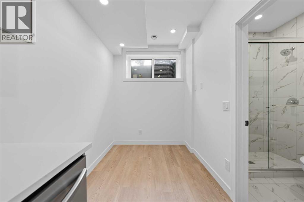 1224 20 Avenue NW - 35