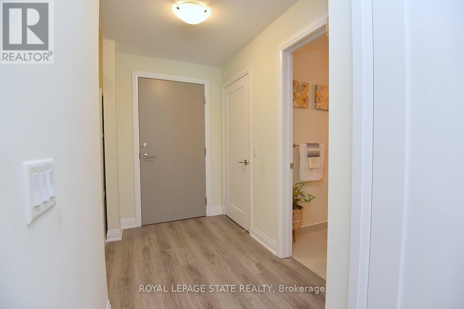 #145 16 CONCORD PLACE - 16