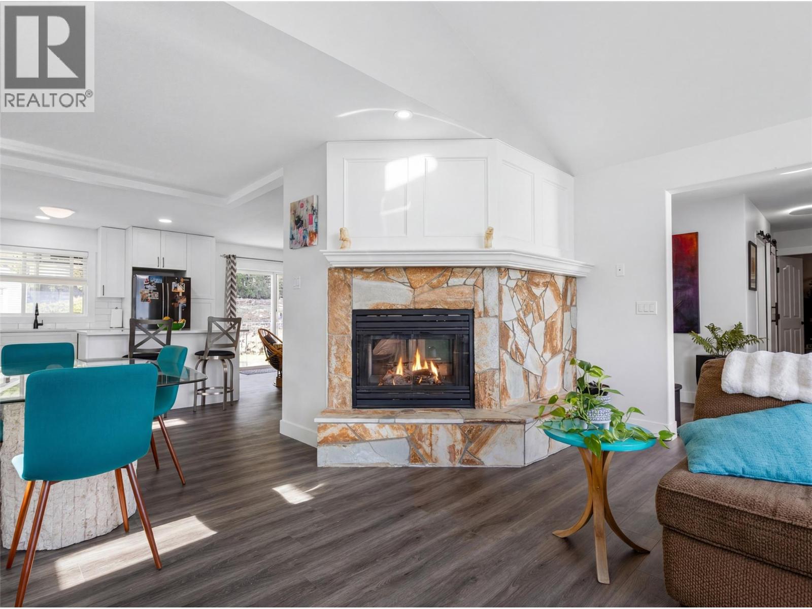 3026 Whispering Hills Drive, West Kelowna