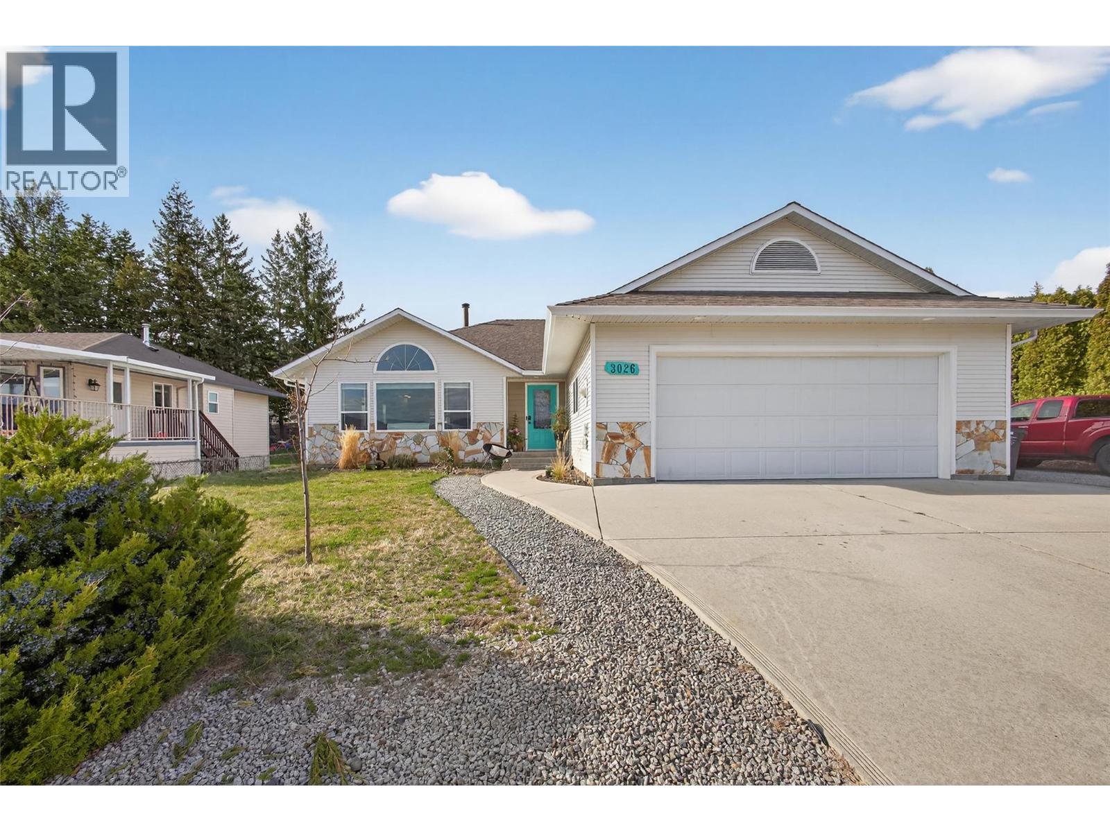 3026 Whispering Hills Drive, West Kelowna