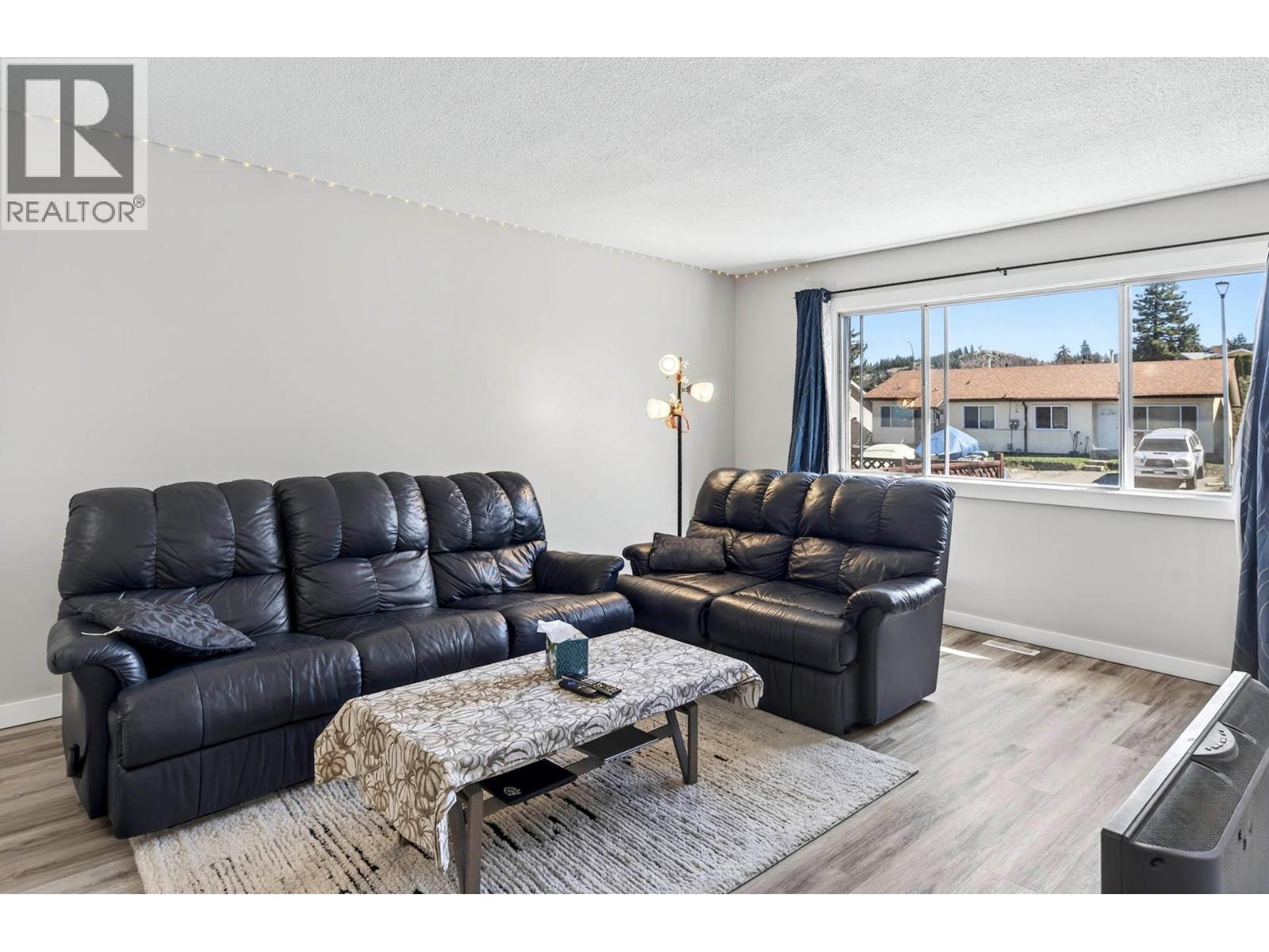 1676 SELWYN ROAD - Image 3