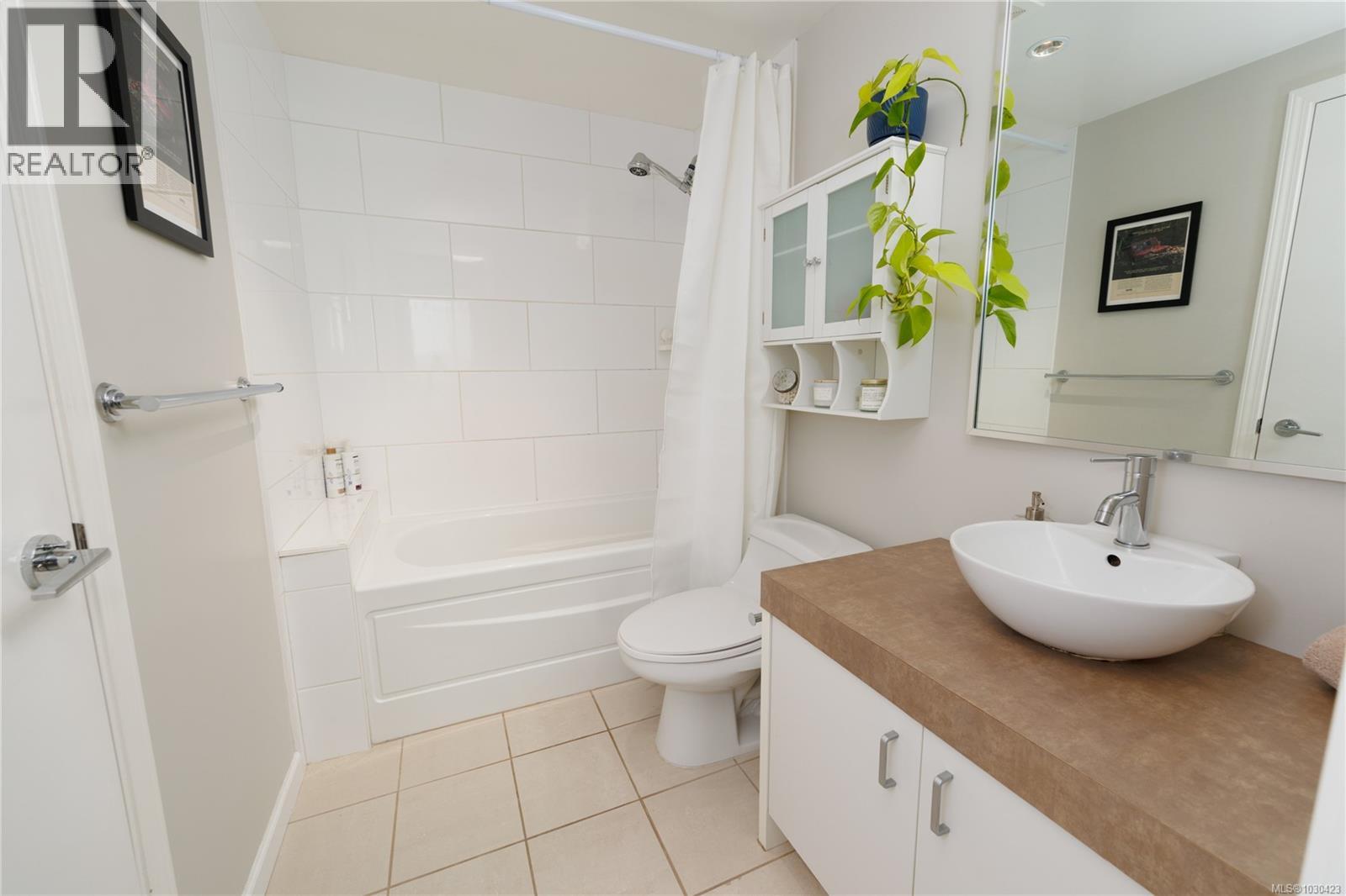 1001 160 Wilson Street, Victoria