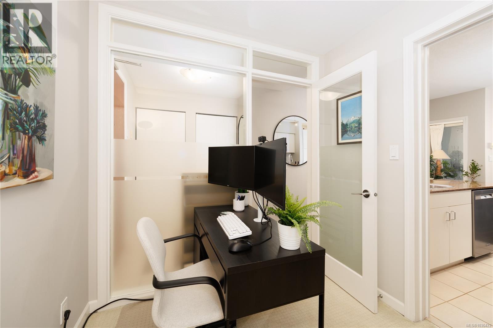 1001 160 Wilson Street, Victoria