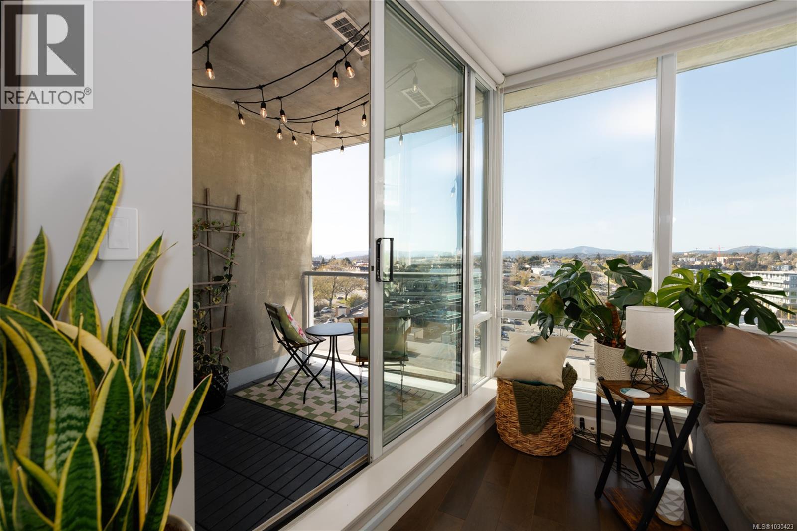 1001 160 Wilson Street, Victoria