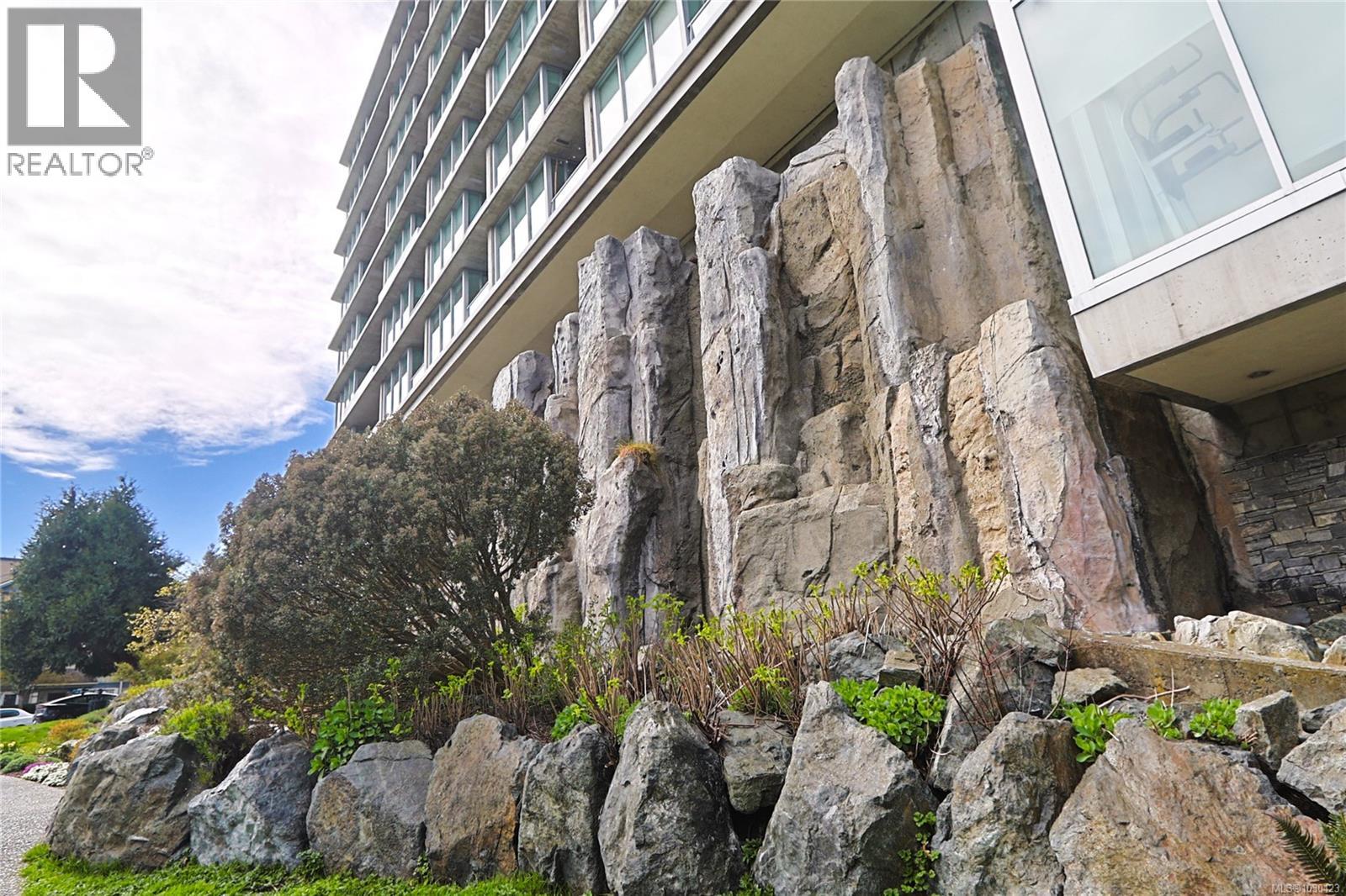 1001 160 Wilson Street, Victoria