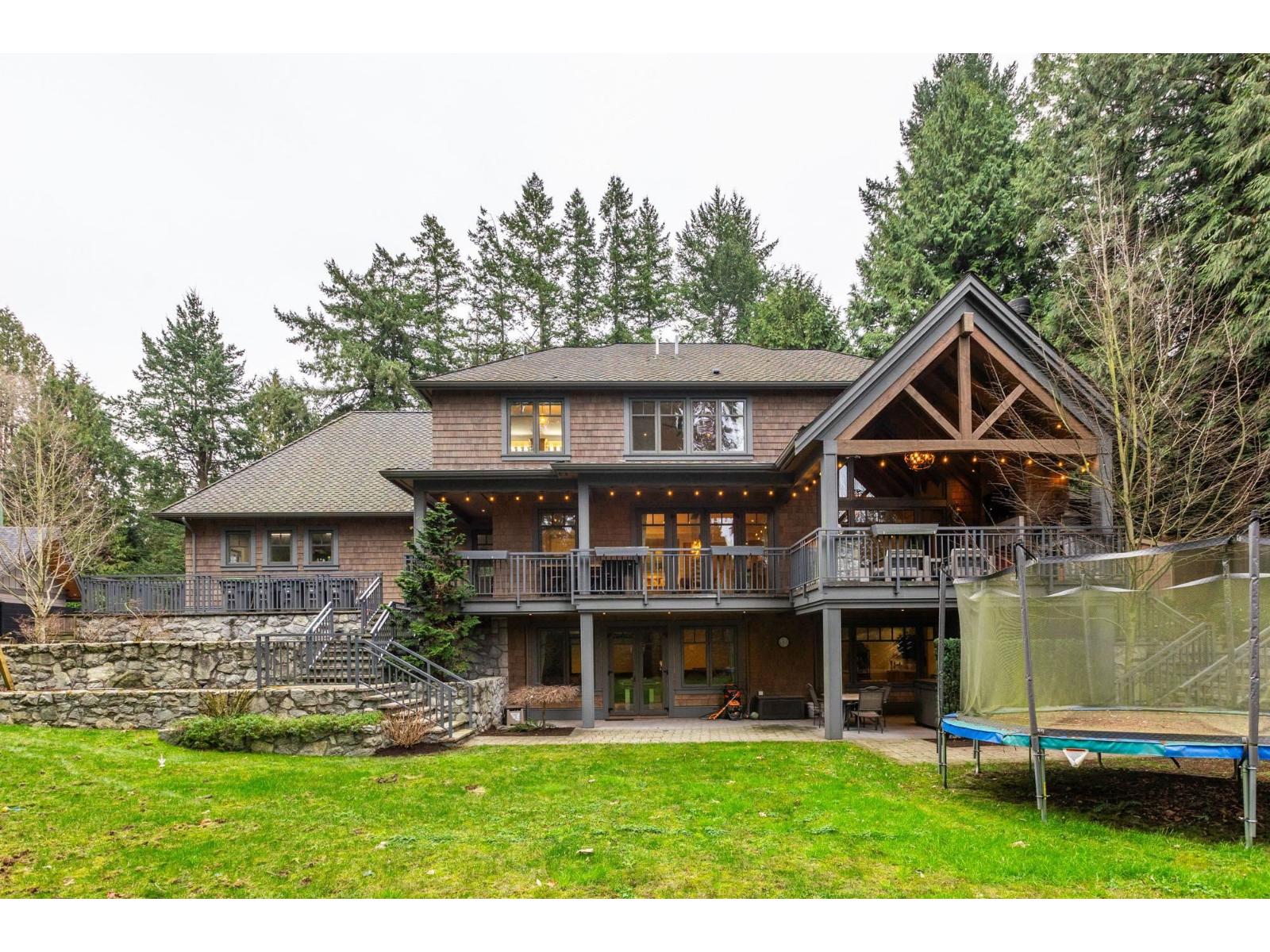 2615 DOGWOOD DRIVE, Surrey