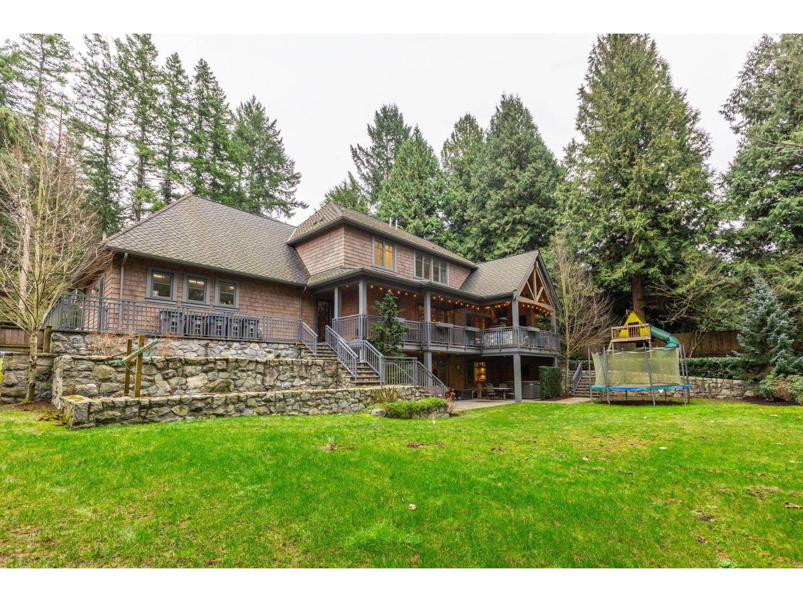 2615 DOGWOOD DRIVE, Surrey