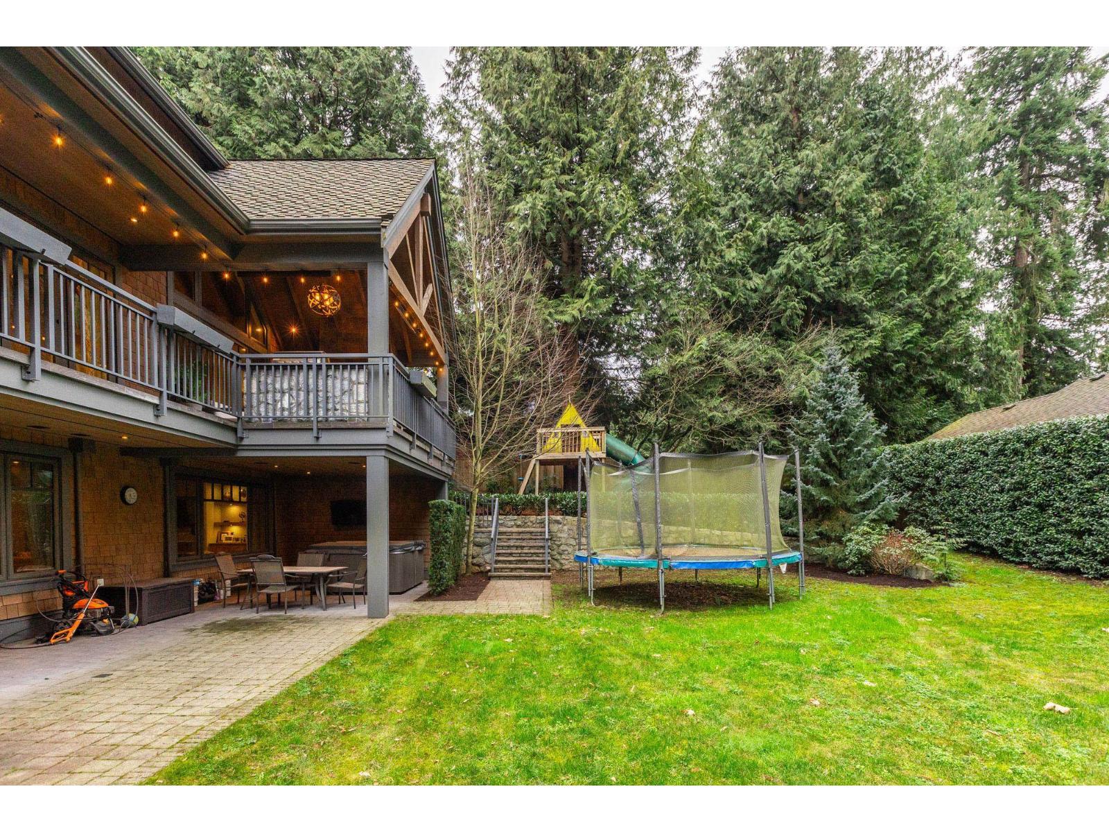 2615 DOGWOOD DRIVE, Surrey