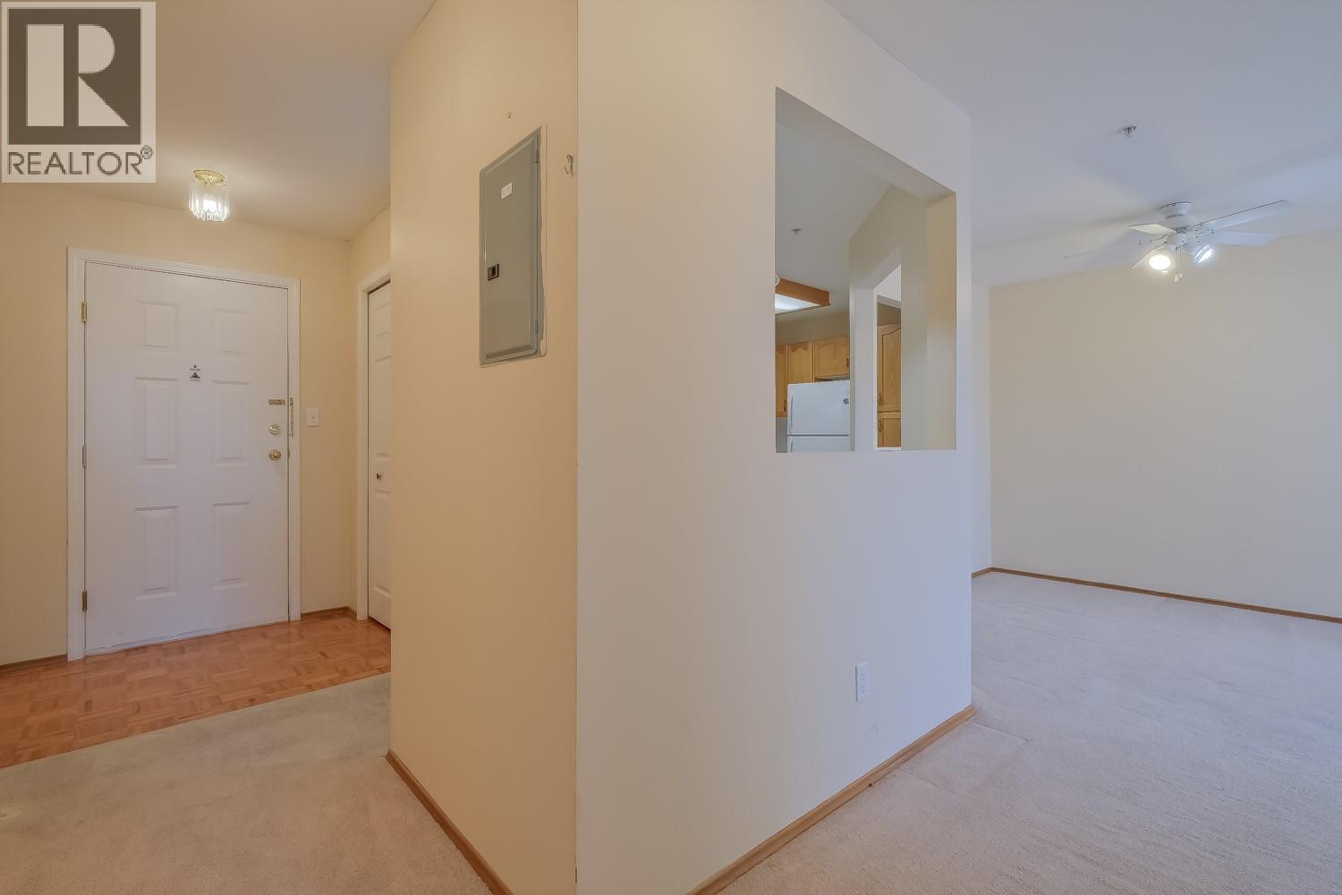 #211 130 ABBOTT STREET - 17