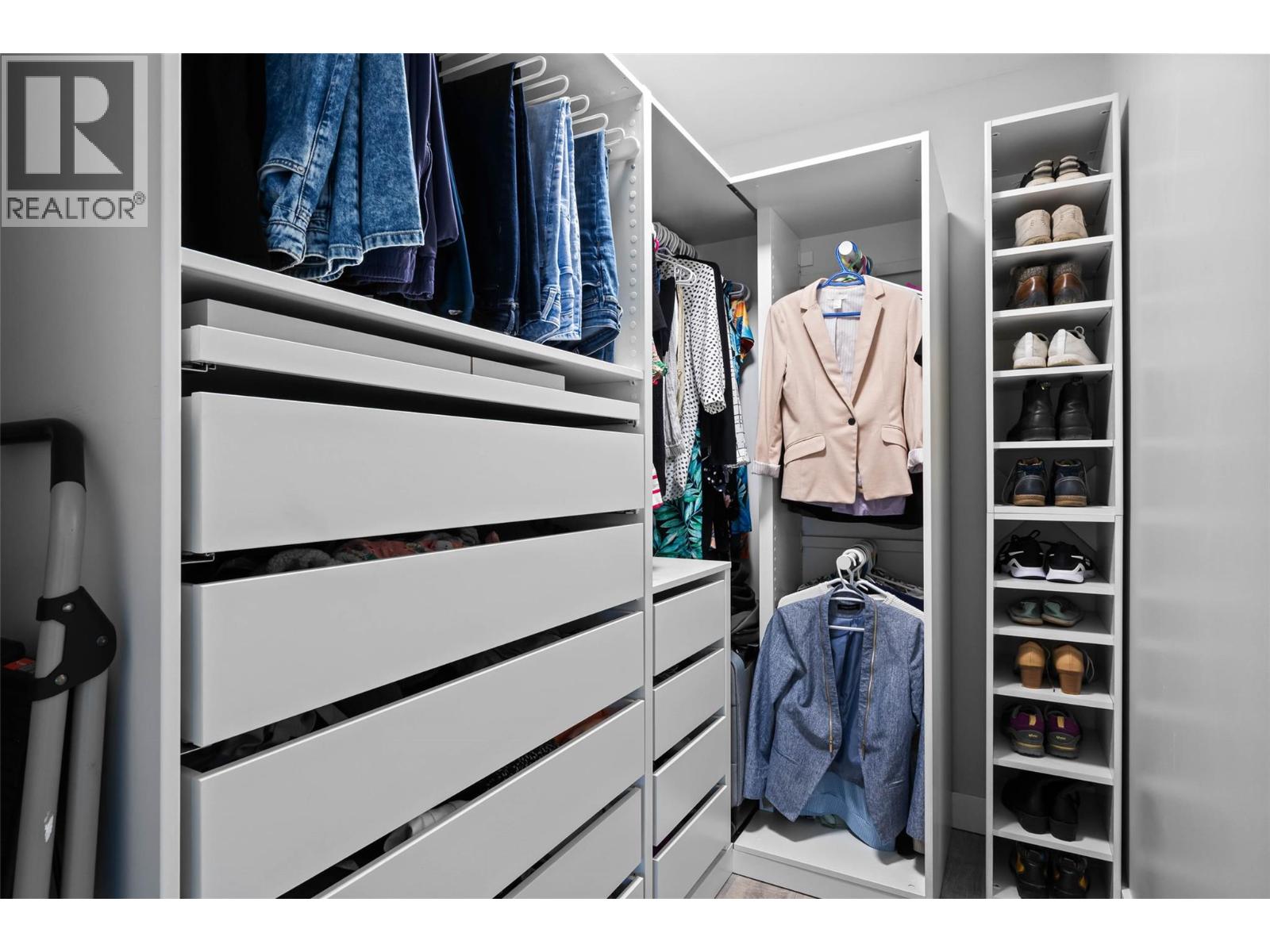 #102 411 NICOLA STREET - 22