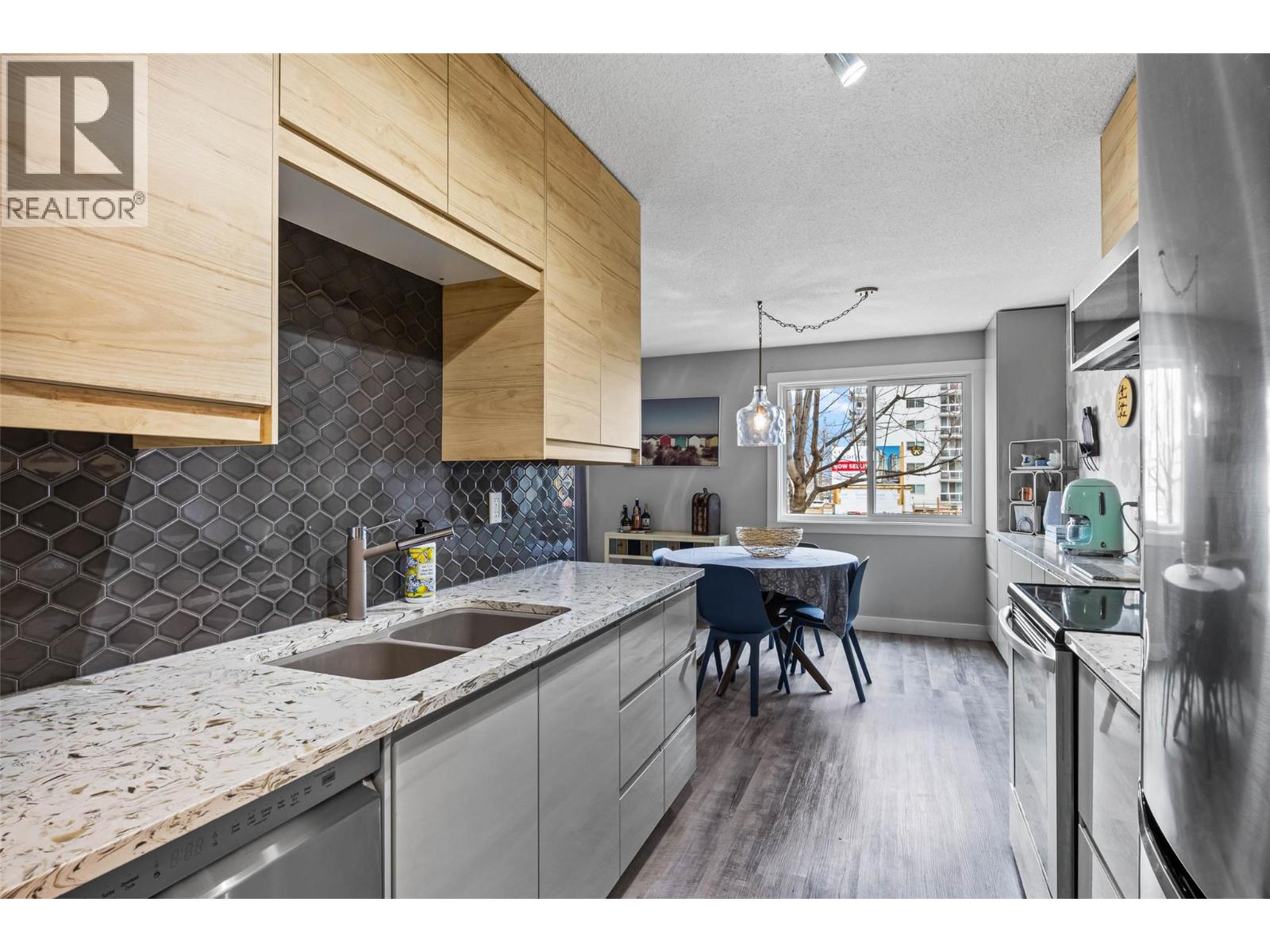 #102 411 NICOLA STREET - 12