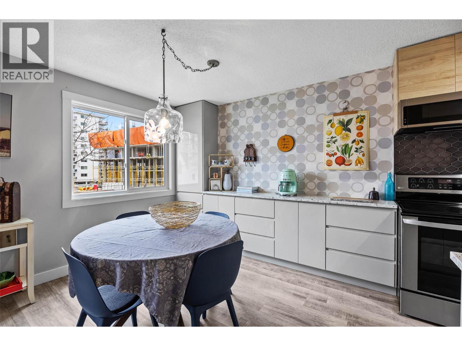 #102 411 NICOLA STREET - 10