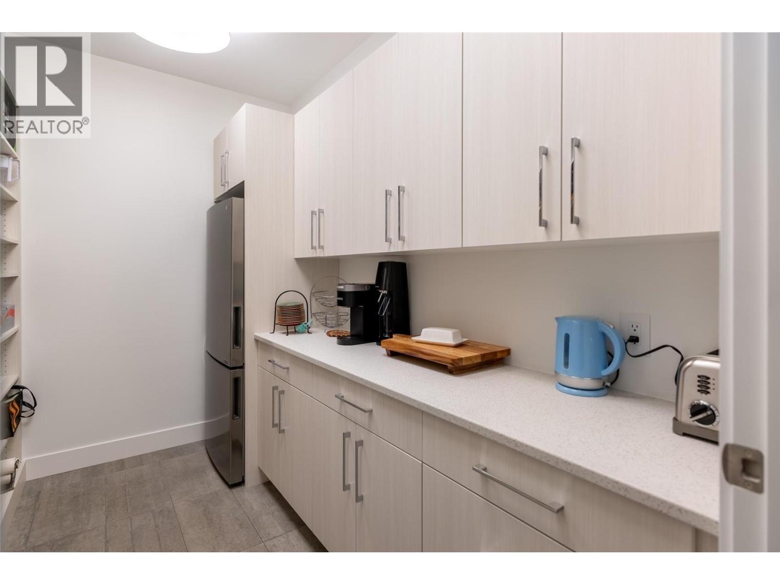 16266 Commonage Road, Lake Country