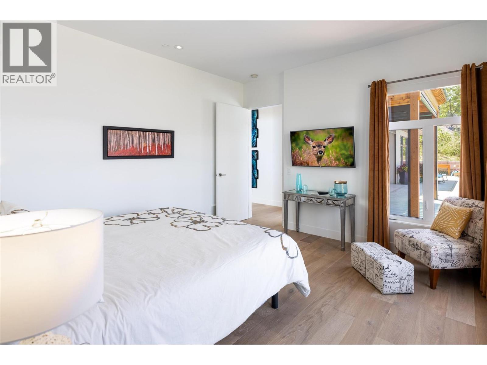 16266 Commonage Road, Lake Country