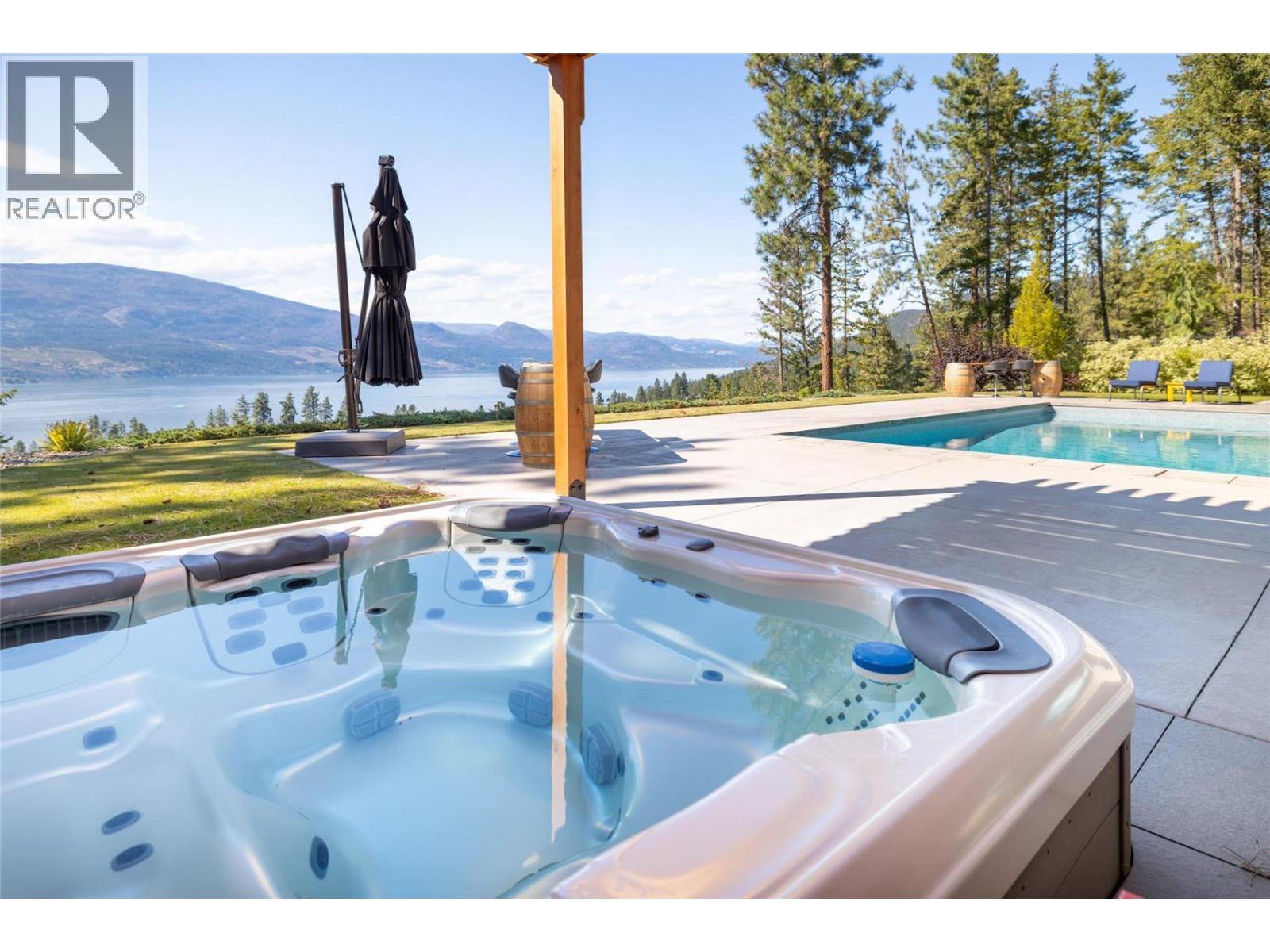 16266 Commonage Road, Lake Country