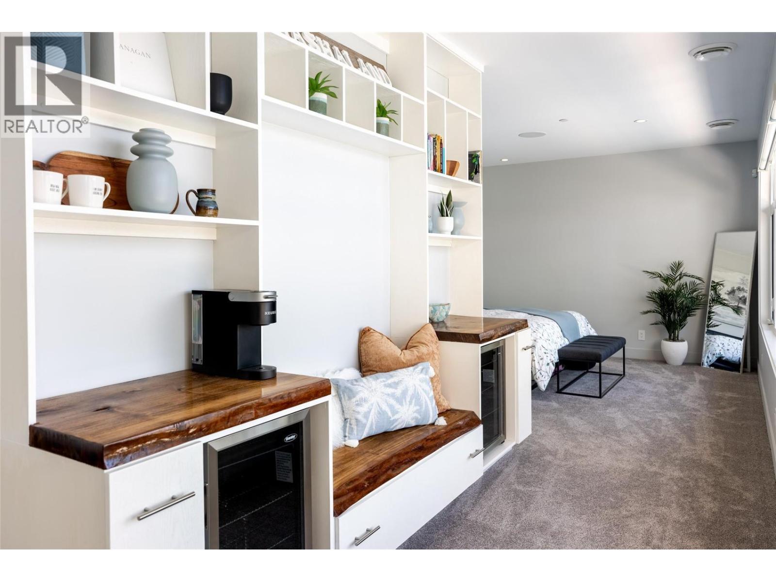 16266 Commonage Road, Lake Country