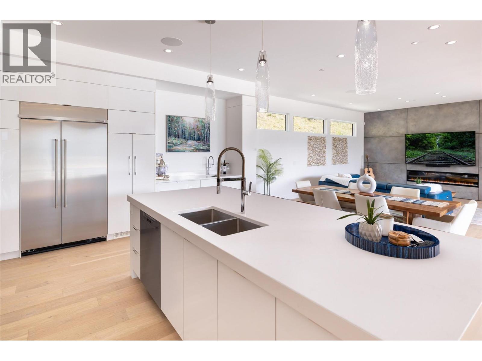 16266 Commonage Road, Lake Country