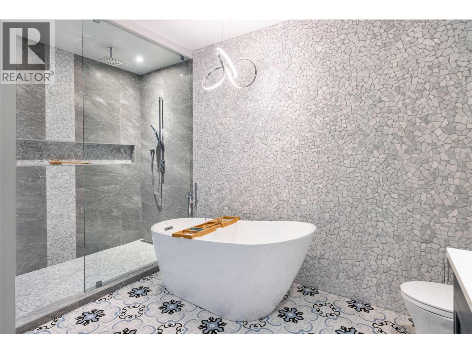 16266 Commonage Road, Lake Country