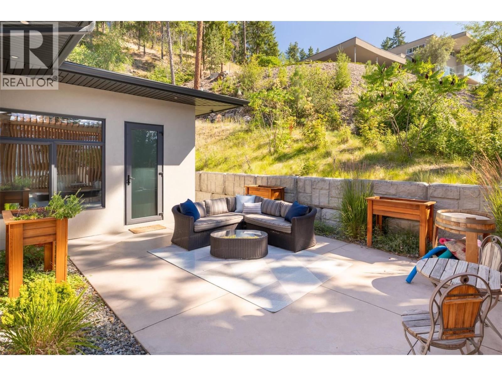 16266 Commonage Road, Lake Country