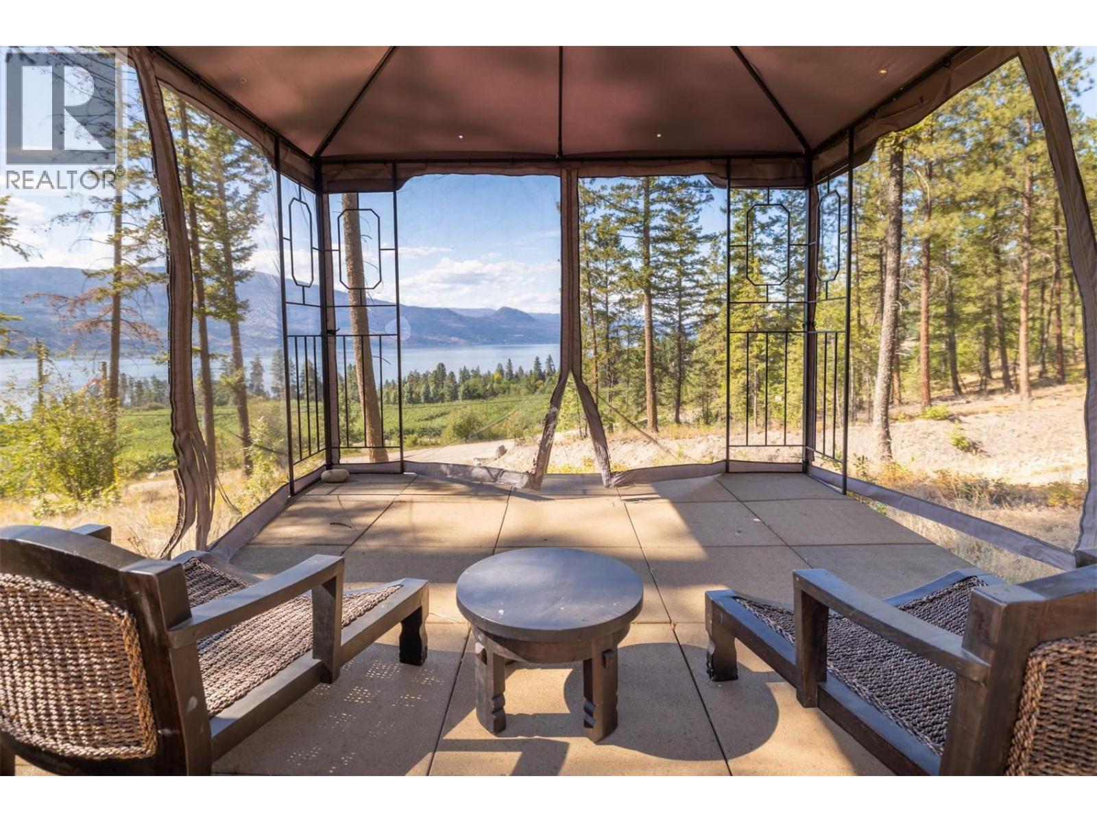 16266 Commonage Road, Lake Country
