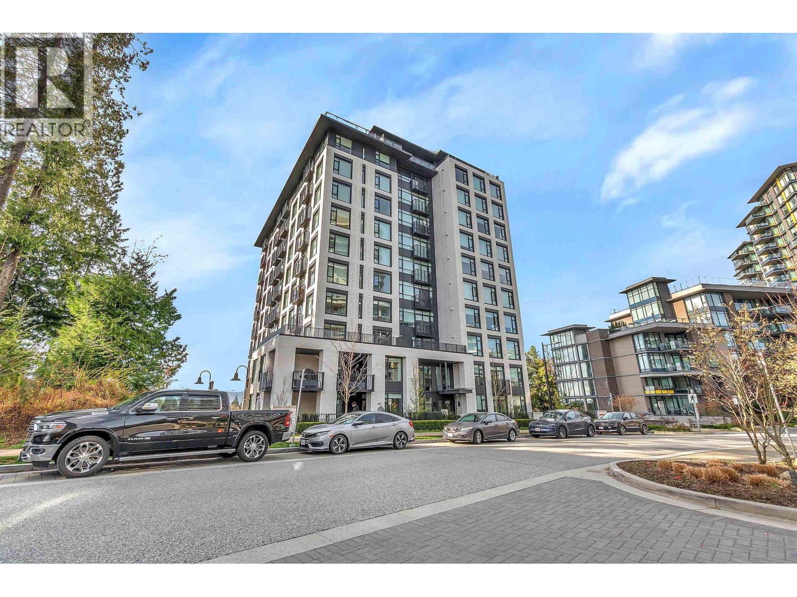 604 8750 UNIVERSITY CRESCENT, Burnaby