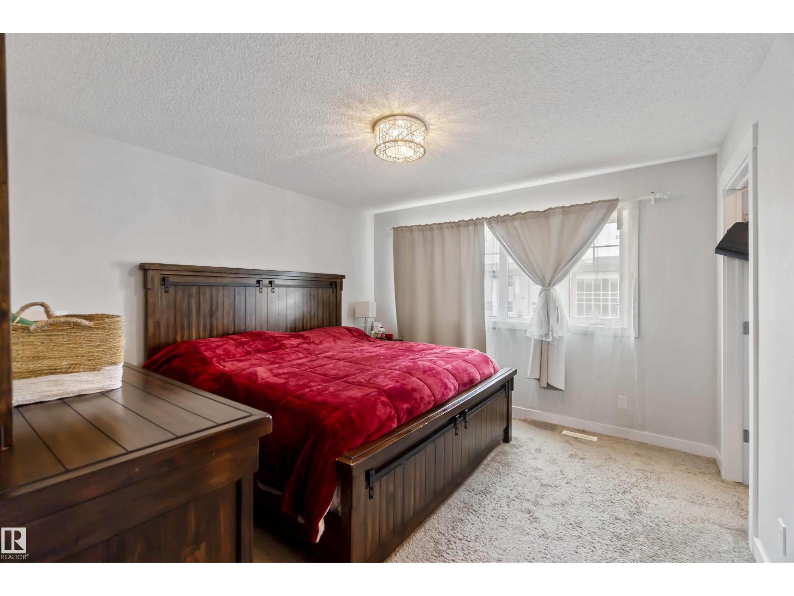 2725 ORCHARDS RD SW, Edmonton