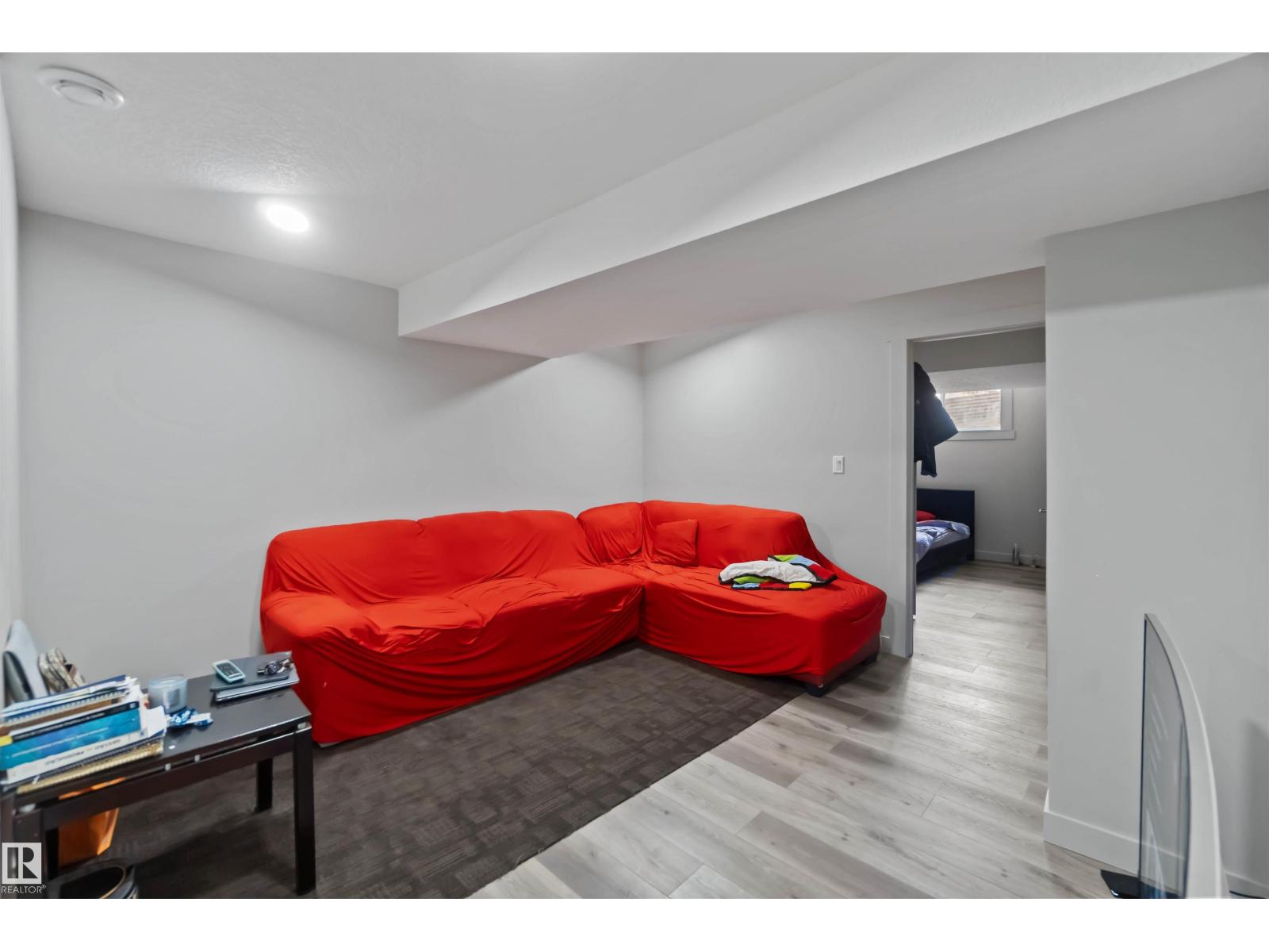 2725 ORCHARDS RD SW, Edmonton