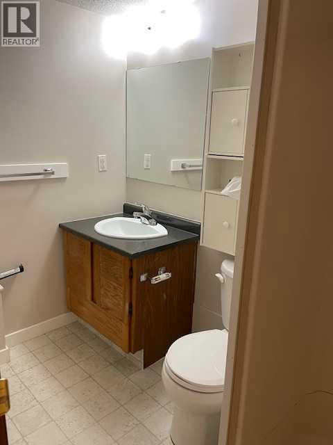 #1-8 3105 51 AVENUE - 35