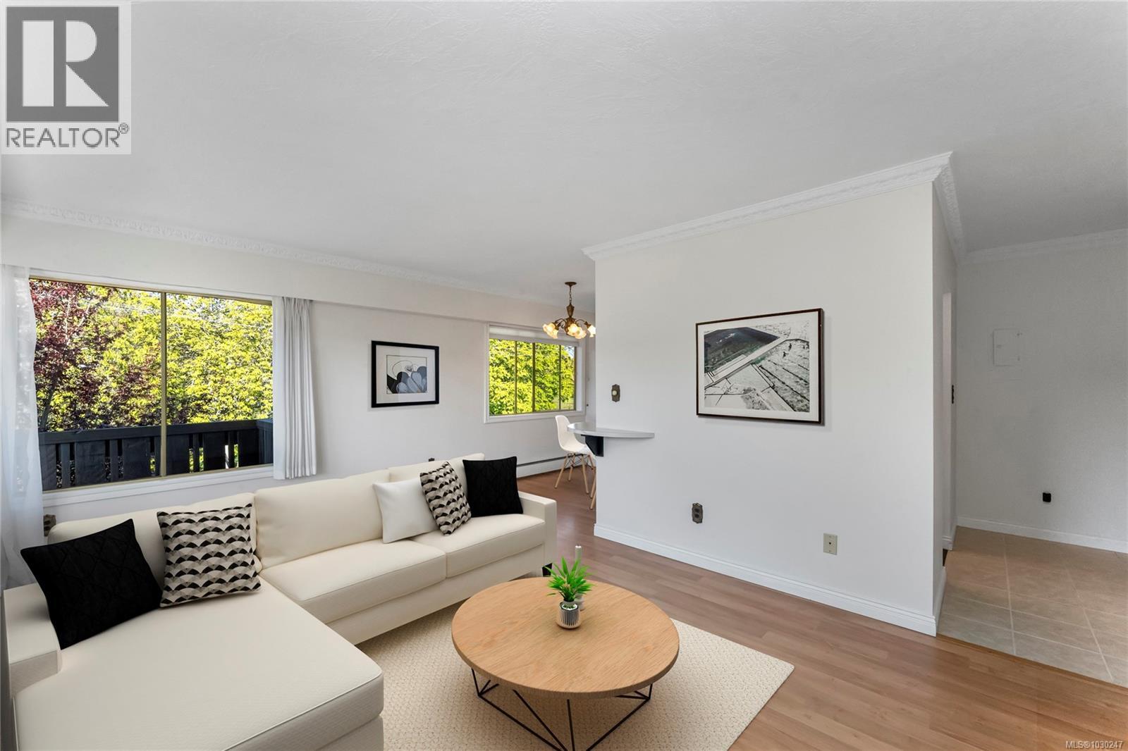 #409 909 PENDERGAST ST - 4