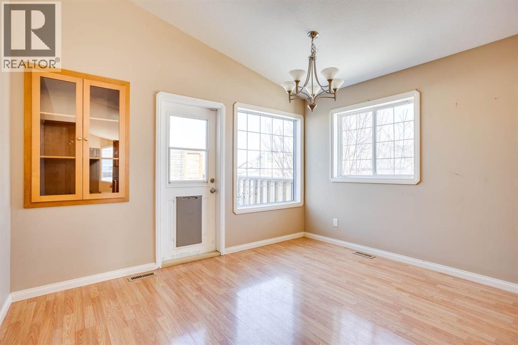 102 Lanauze Street, Fort McMurray