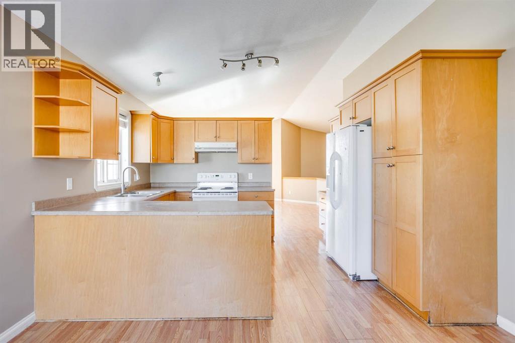 102 Lanauze Street, Fort McMurray