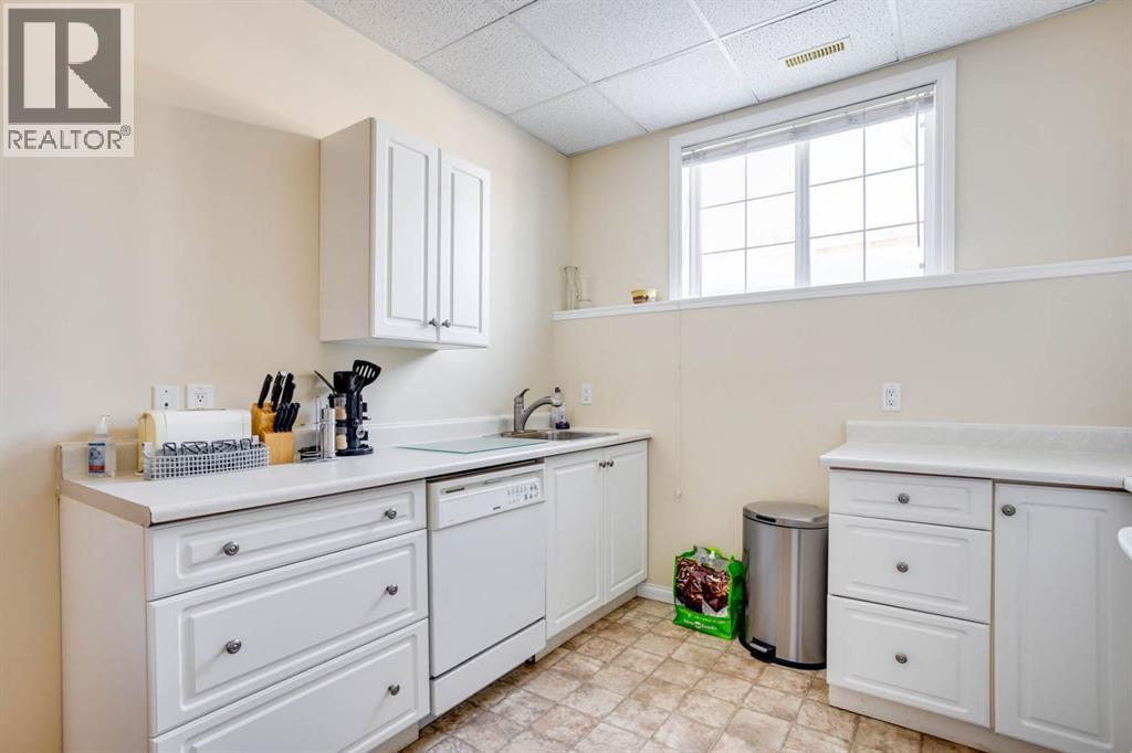 102 Lanauze Street, Fort McMurray