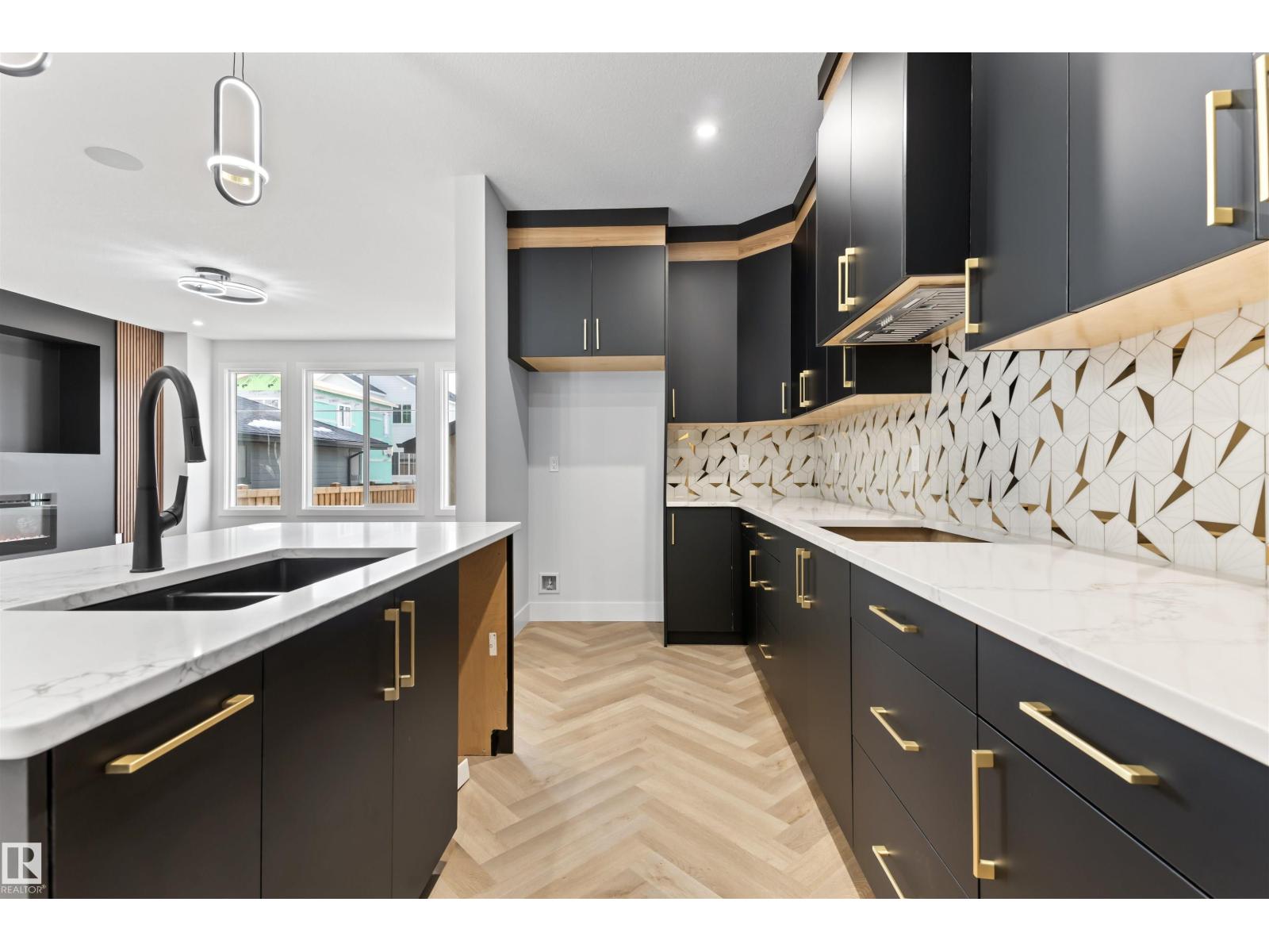 156 Wyatt RG, Fort Saskatchewan