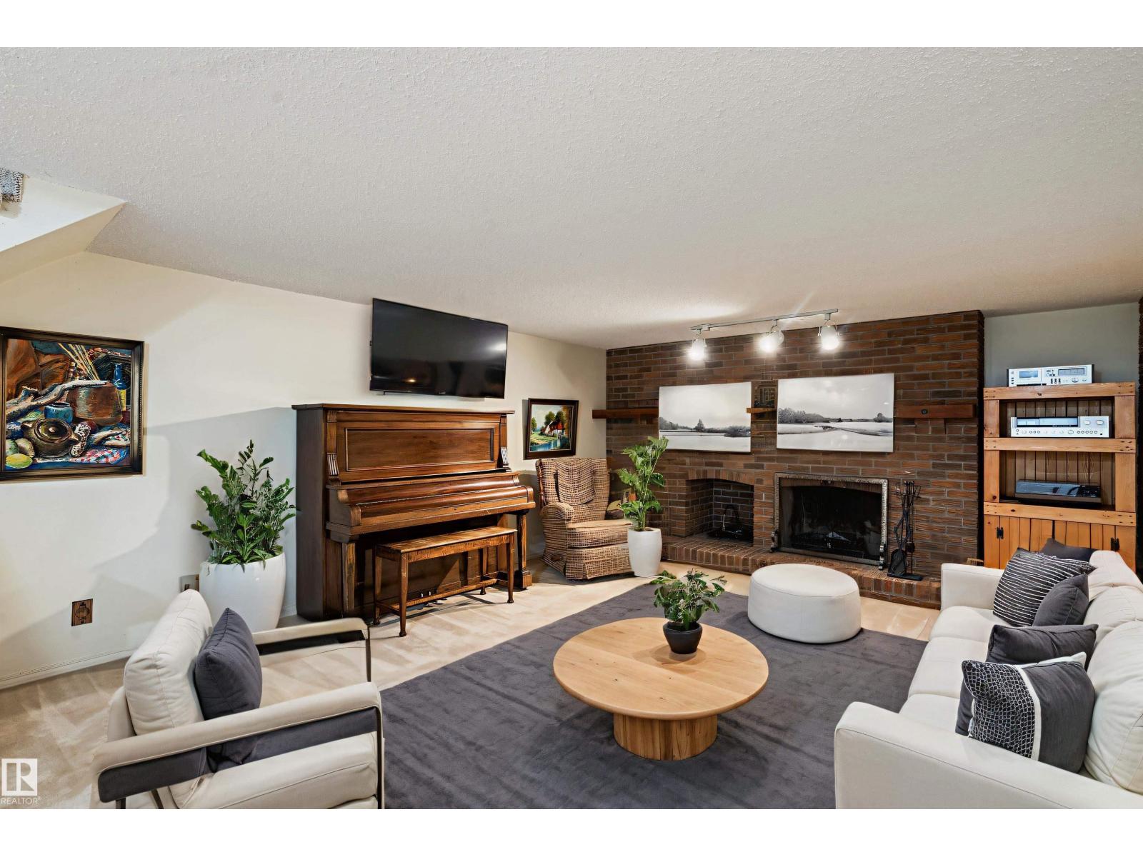 258 GREENOCH CR NW, Edmonton