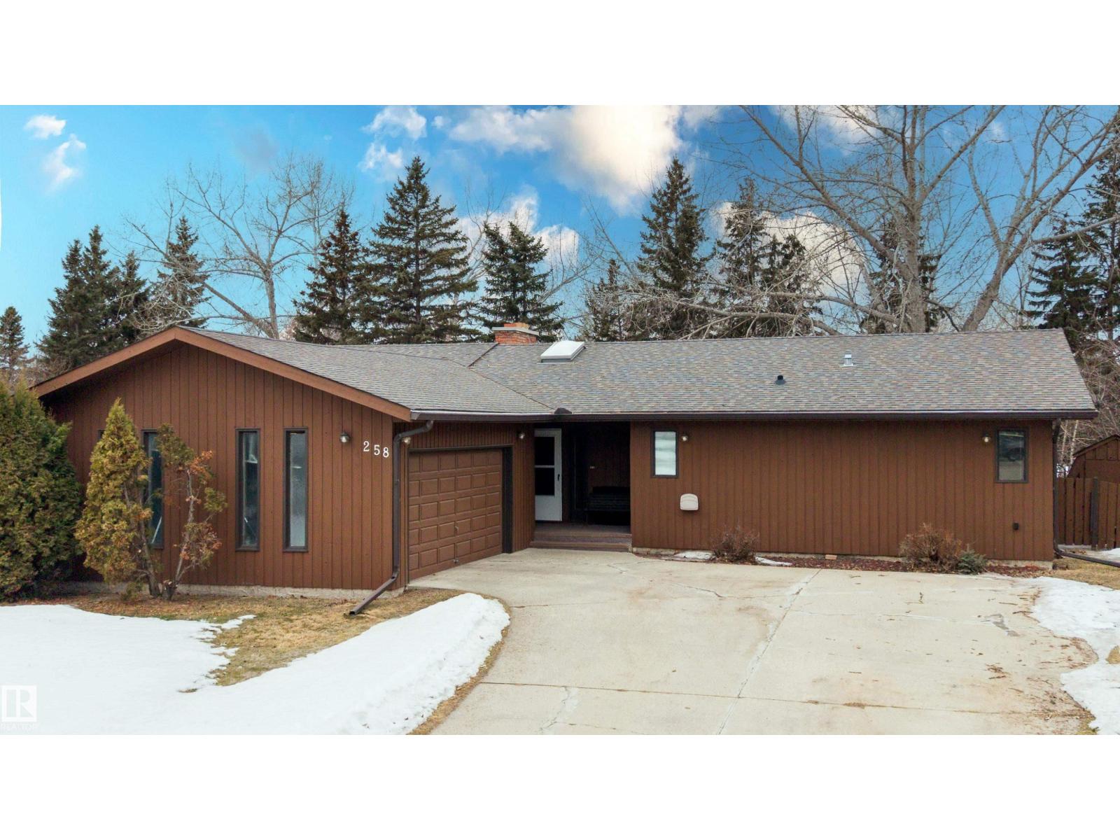 258 GREENOCH CR NW, Edmonton