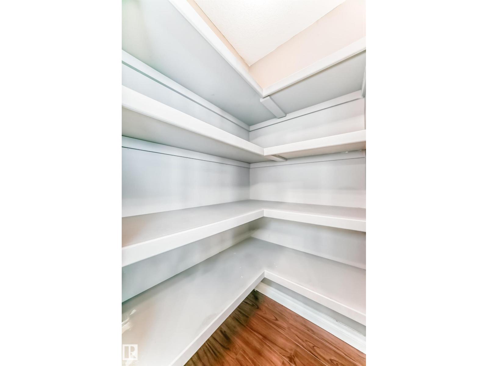 15152 33 ST NW, Edmonton