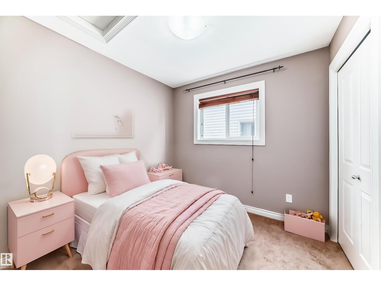 15152 33 ST NW, Edmonton