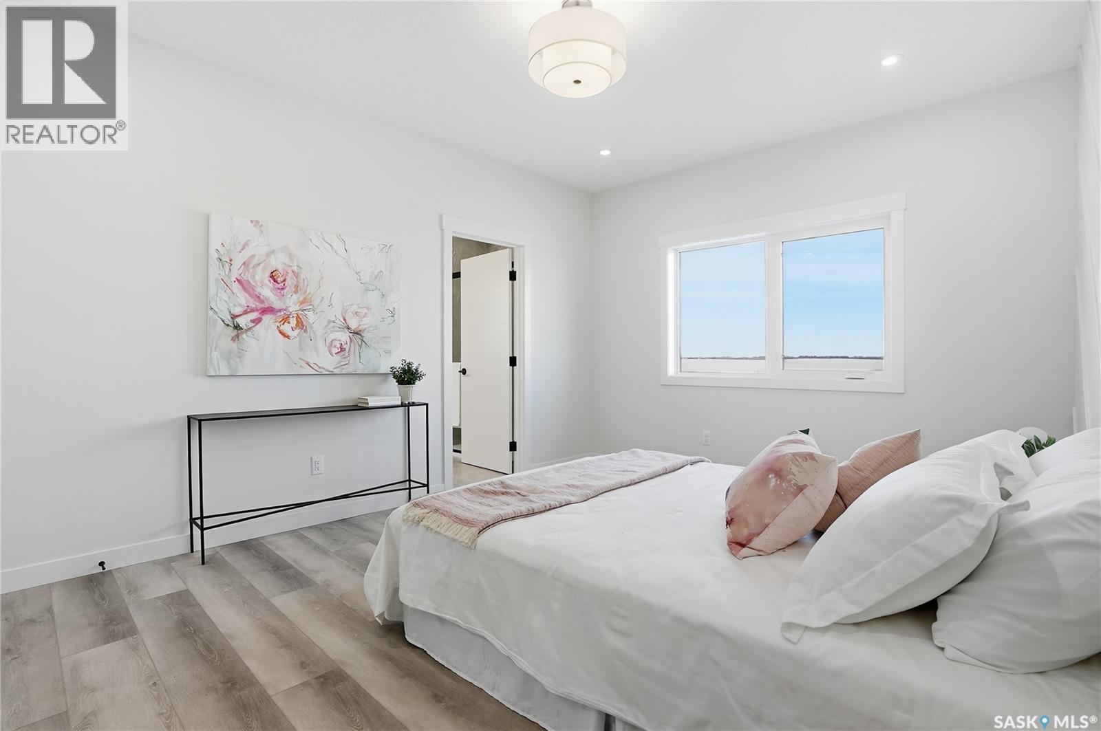 818 BALLESTEROS CRESCENT - 23