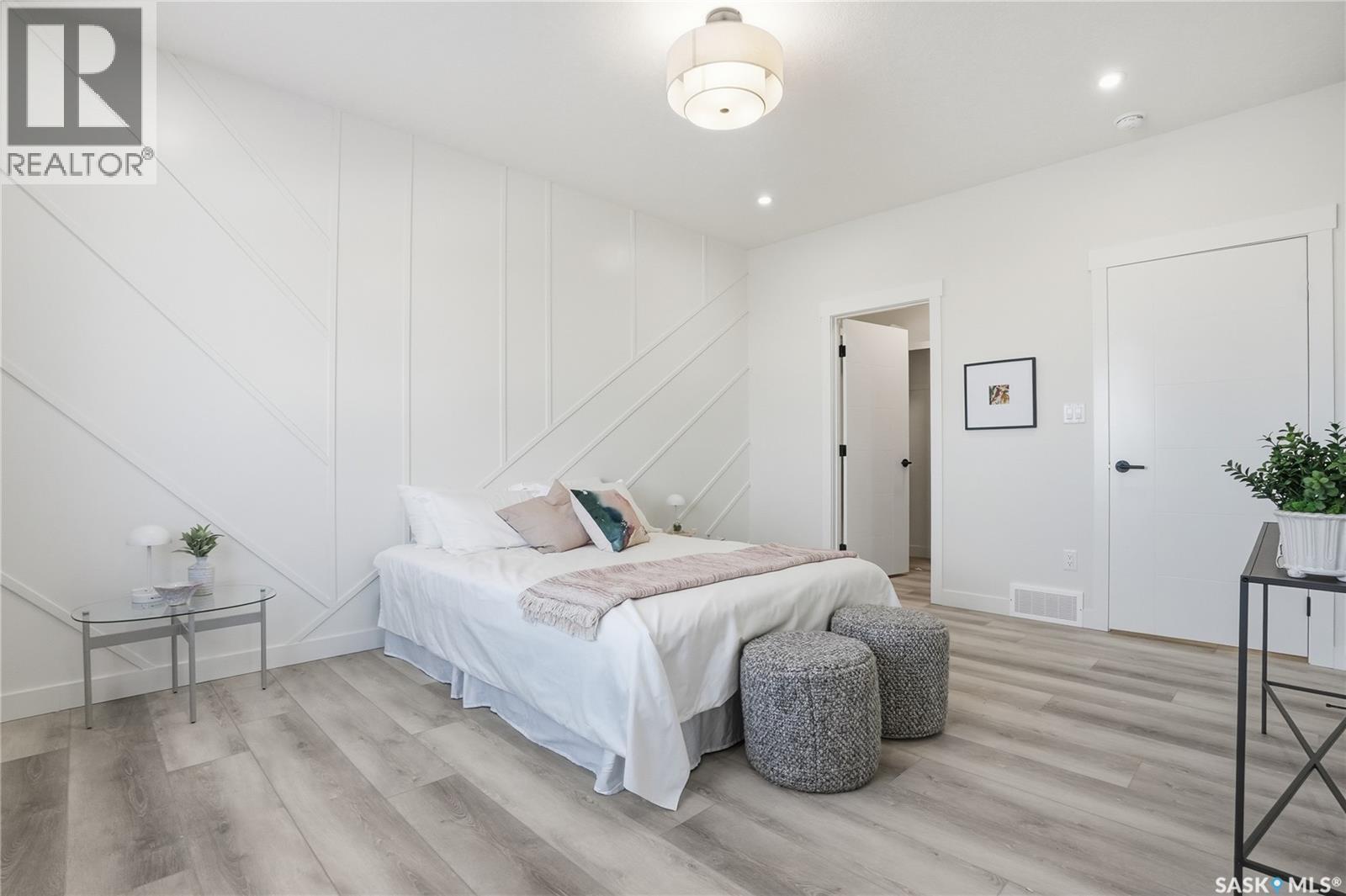 818 BALLESTEROS CRESCENT - 24