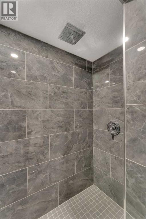 Single Family House Bungalow for Sale in  Northmount Drive NW Collingwood Calgary 