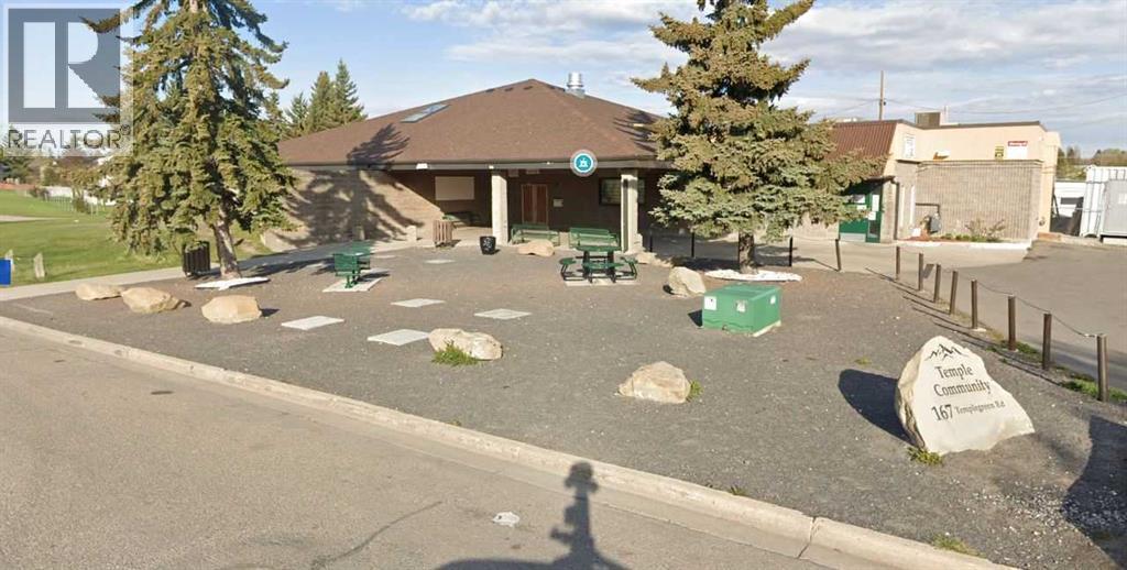 Single Family House Bi-level for Sale in  Templehill Drive NE Temple Calgary 