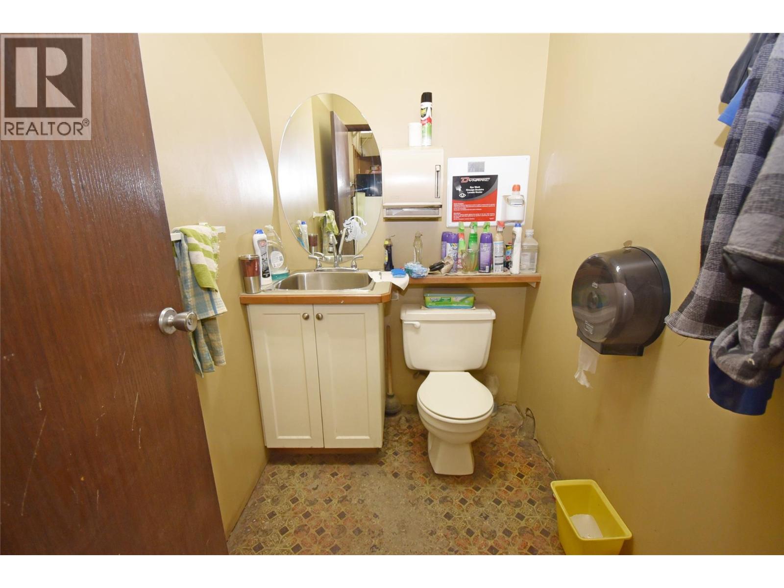  2814 44 Avenue, Vernon