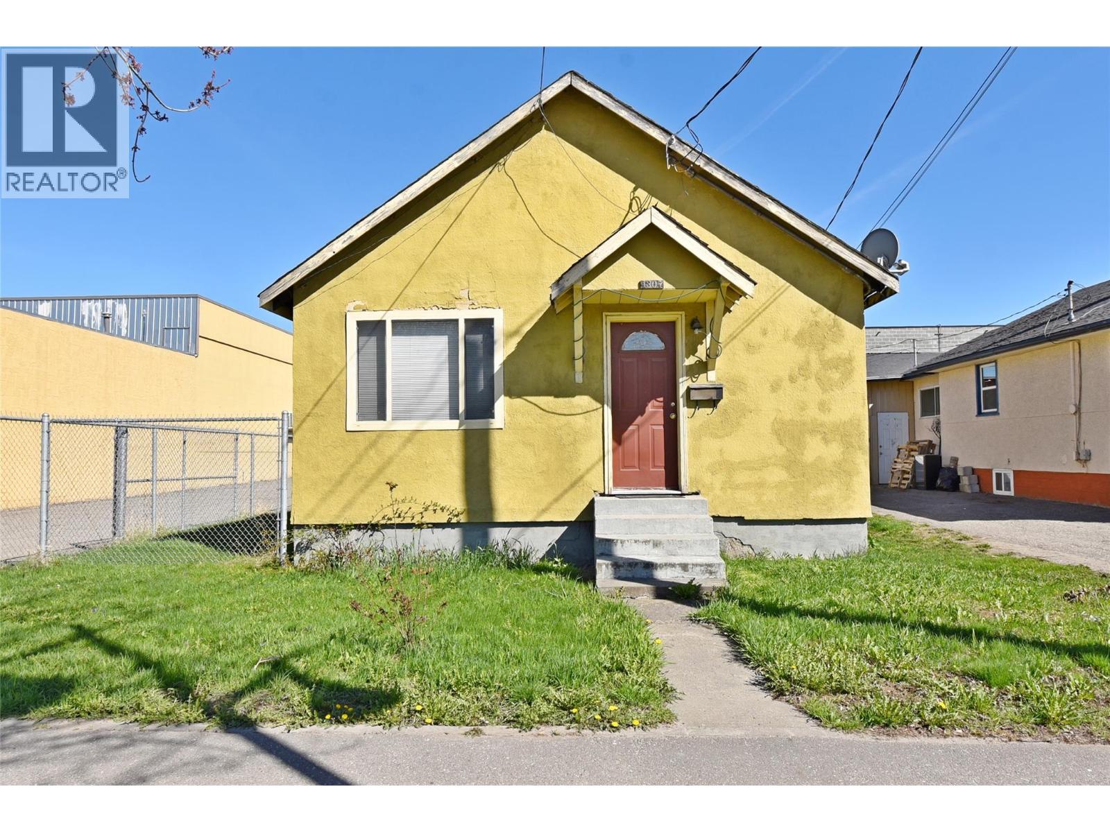  2814 44 Avenue, Vernon