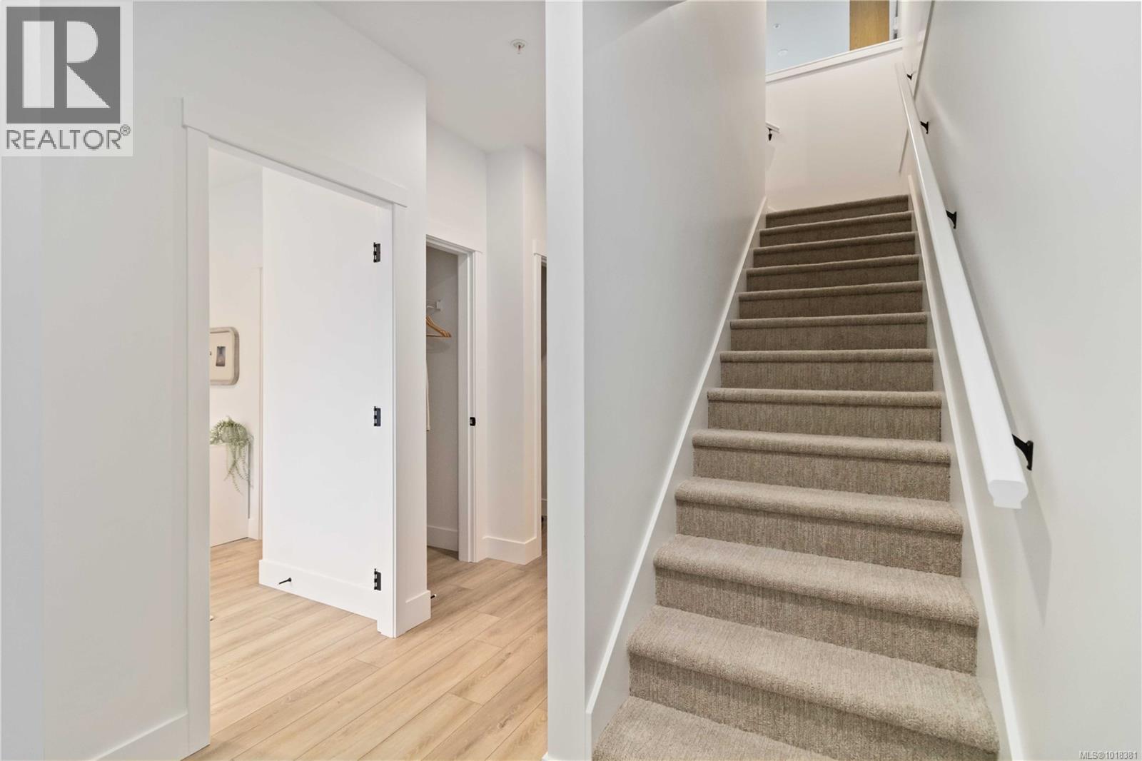 #108 368 TRADEWINDS AVE - 15