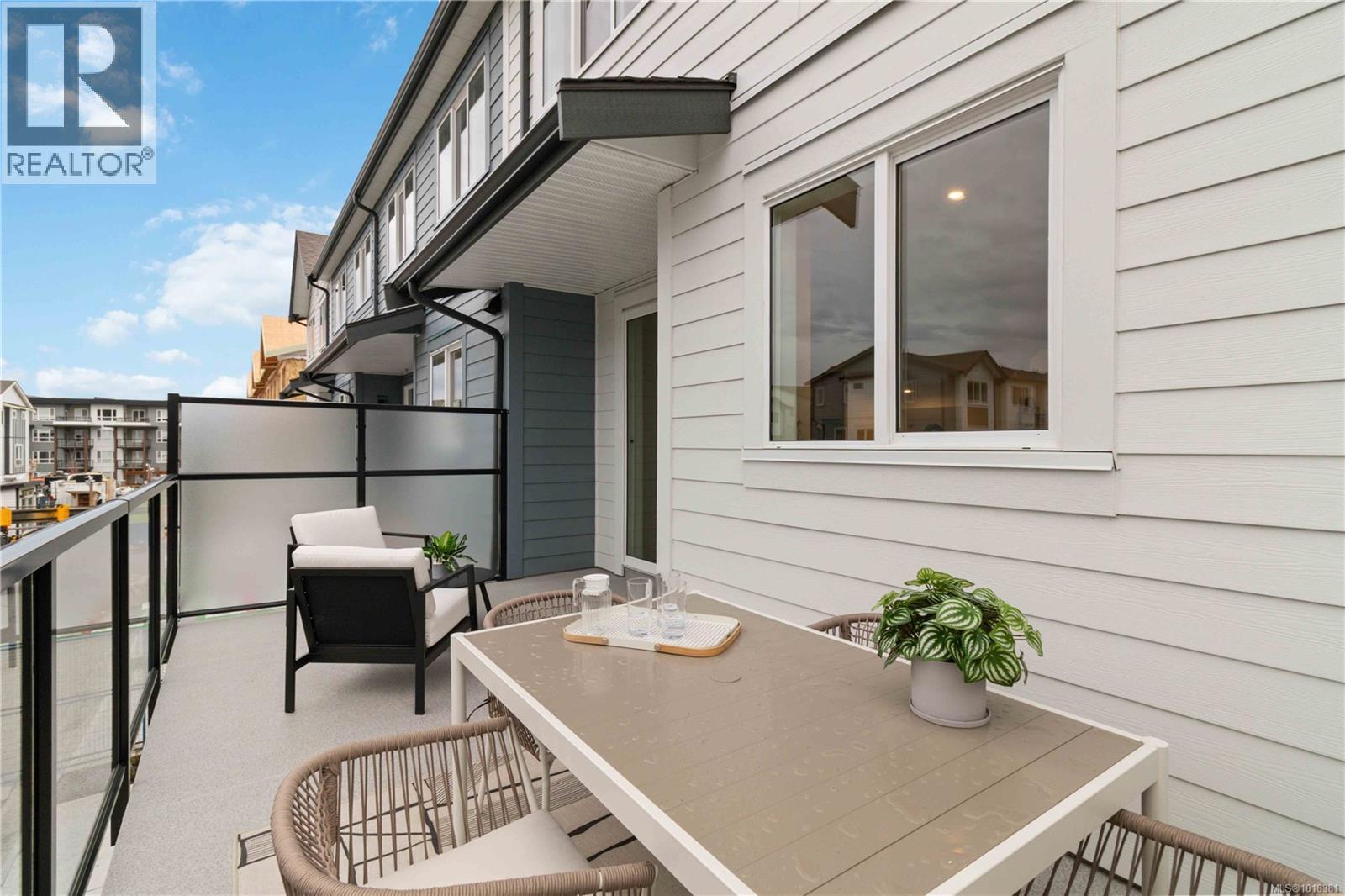 #108 368 TRADEWINDS AVE - 39