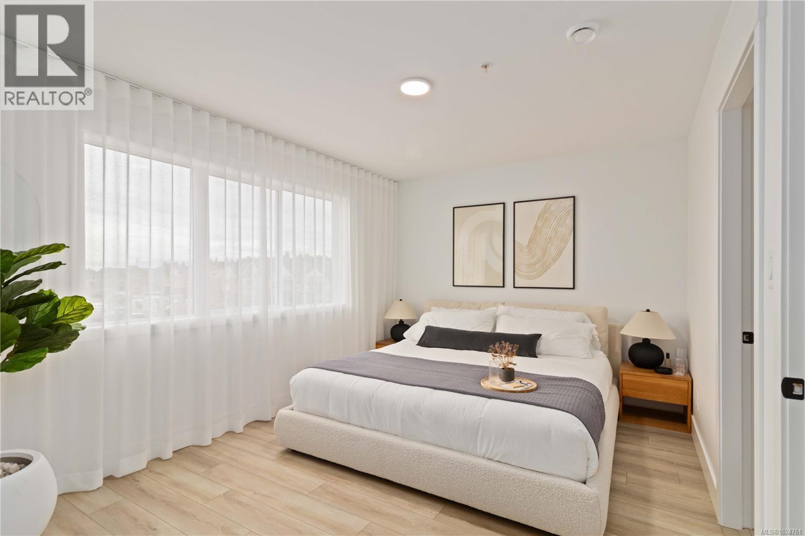 #107 368 TRADEWINDS AVE - 30